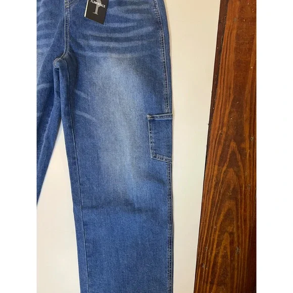 Flamingals Women Medium Wash Denim Wide Leg barrelCarpenter Overalls Blue NWT - Picture 4 of 10